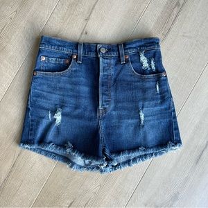 Levis Ribcage High Rise Distressed Short